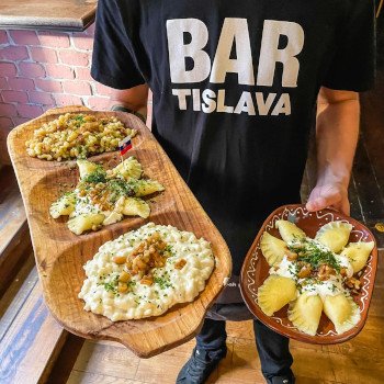 Najlepšie Halusky Bratislava: Slovak Pub